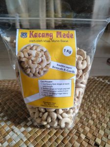 Kacang Mede/ Mete